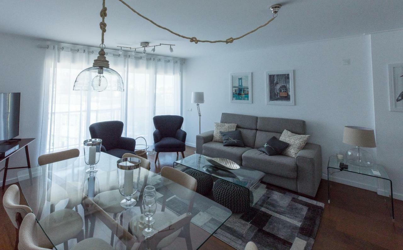 Charming With Balcony & Pool Lejlighed Lisboa