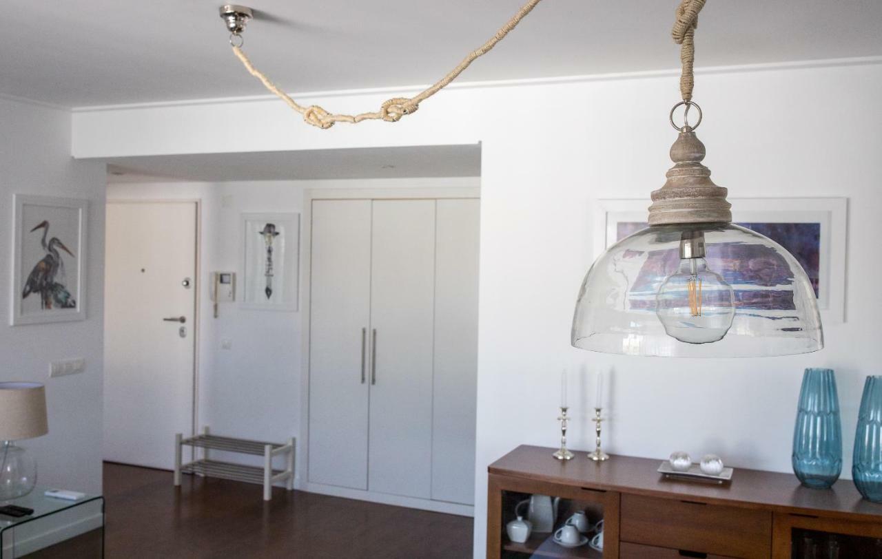 Charming With Balcony & Pool Lejlighed