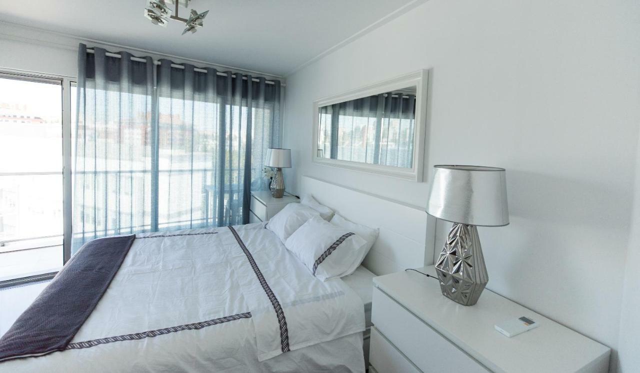 Charming With Balcony & Pool Lejlighed Lisboa